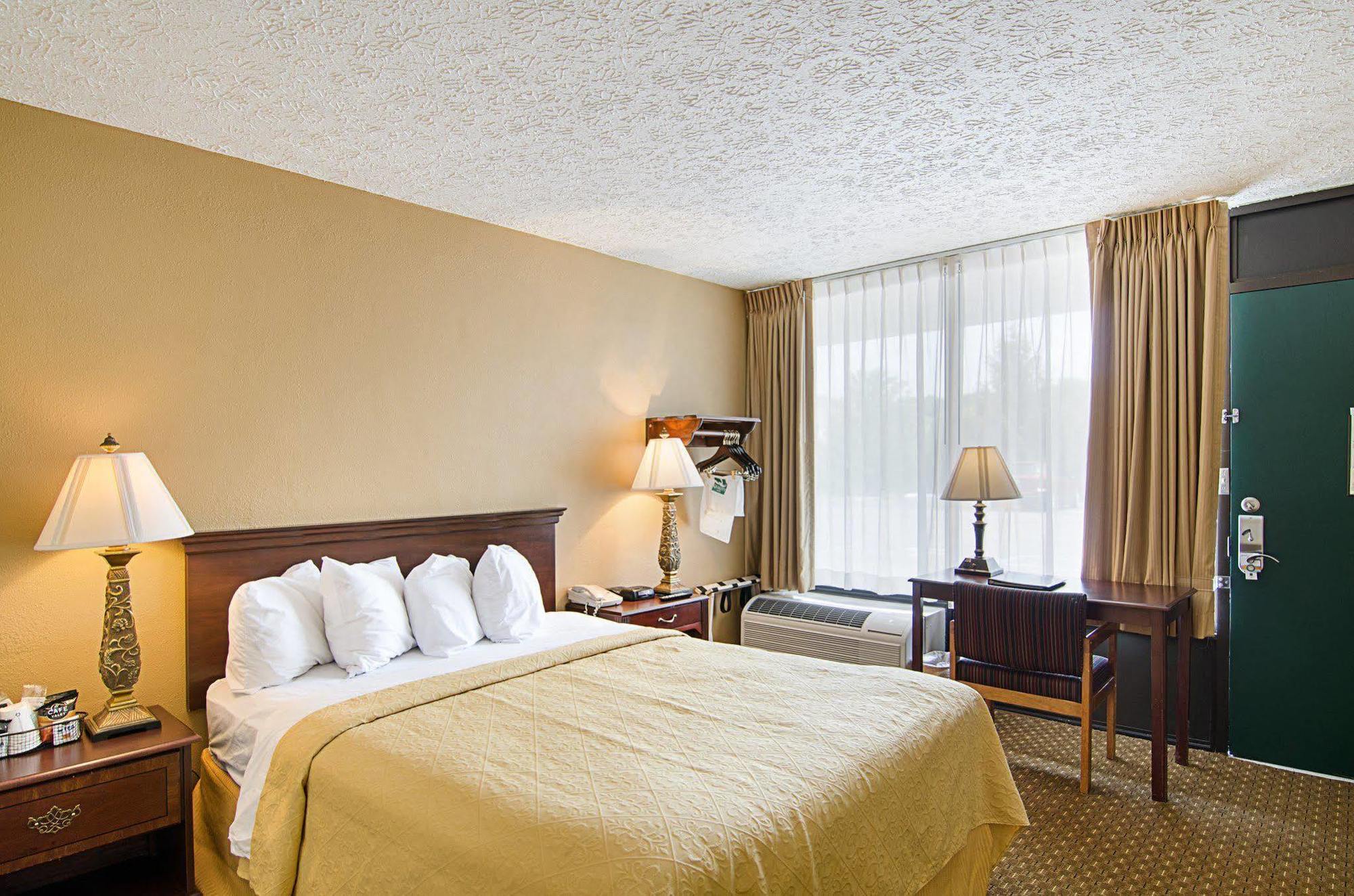 Quality Inn Lewisburg Eksteriør billede