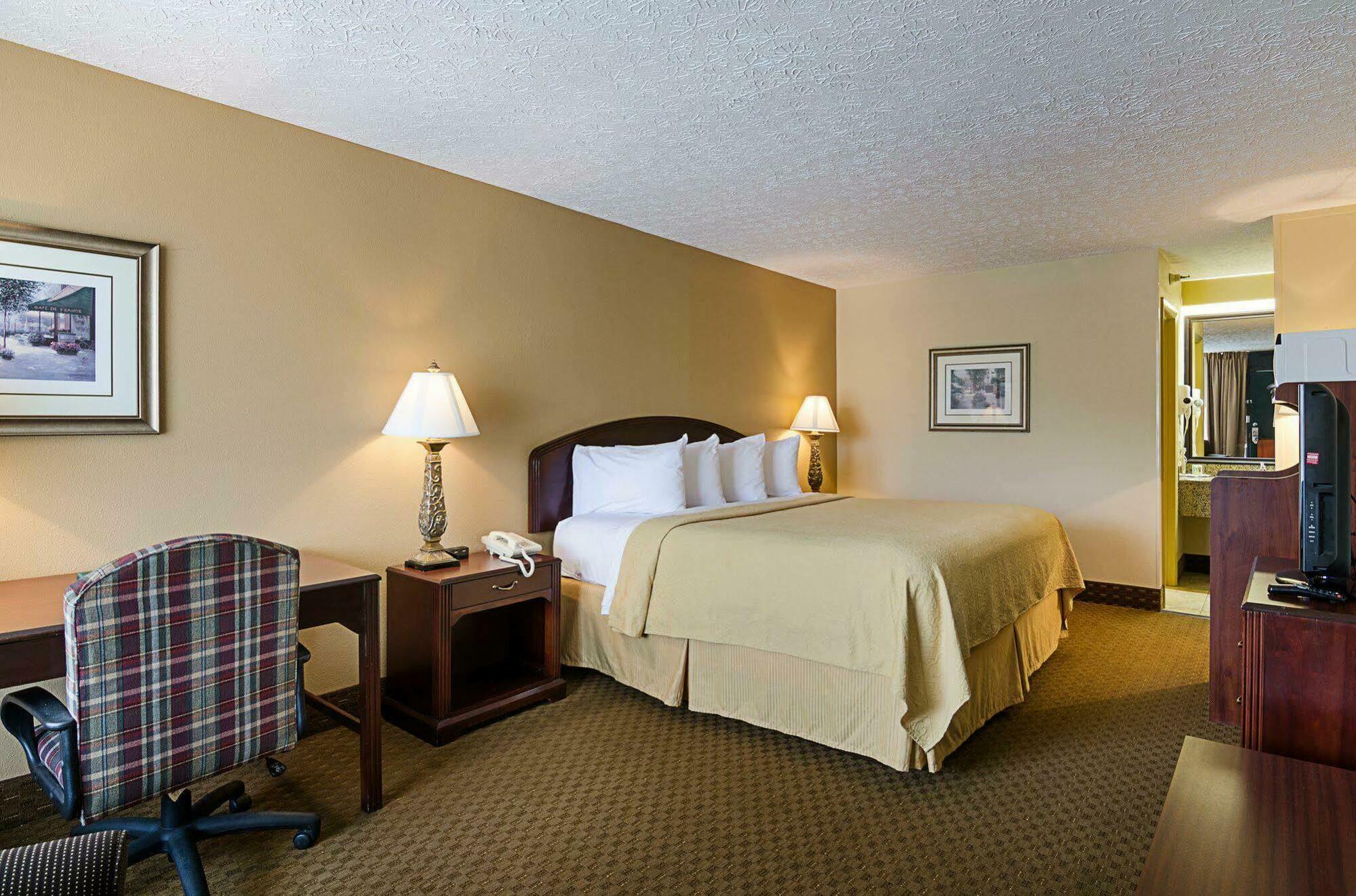 Quality Inn Lewisburg Eksteriør billede