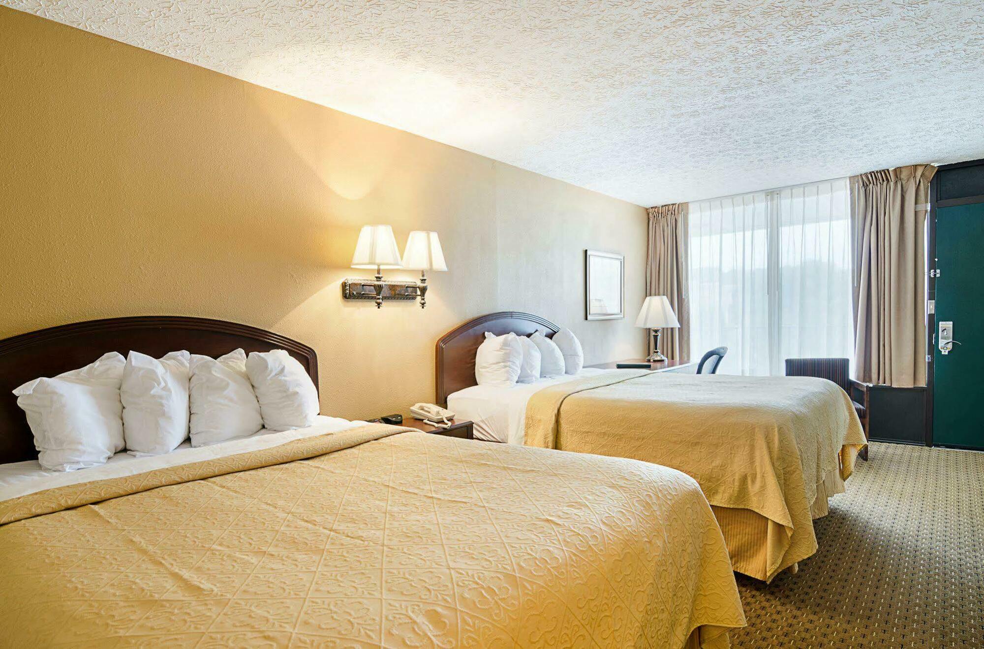 Quality Inn Lewisburg Eksteriør billede